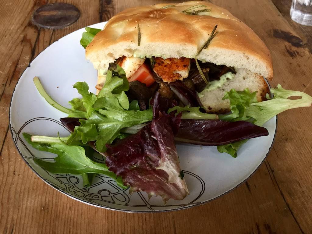 Newtown | restaurant | 55 Waterbury St, Brooklyn, NY 11206, USA | 3479846215 OR +1 347-984-6215