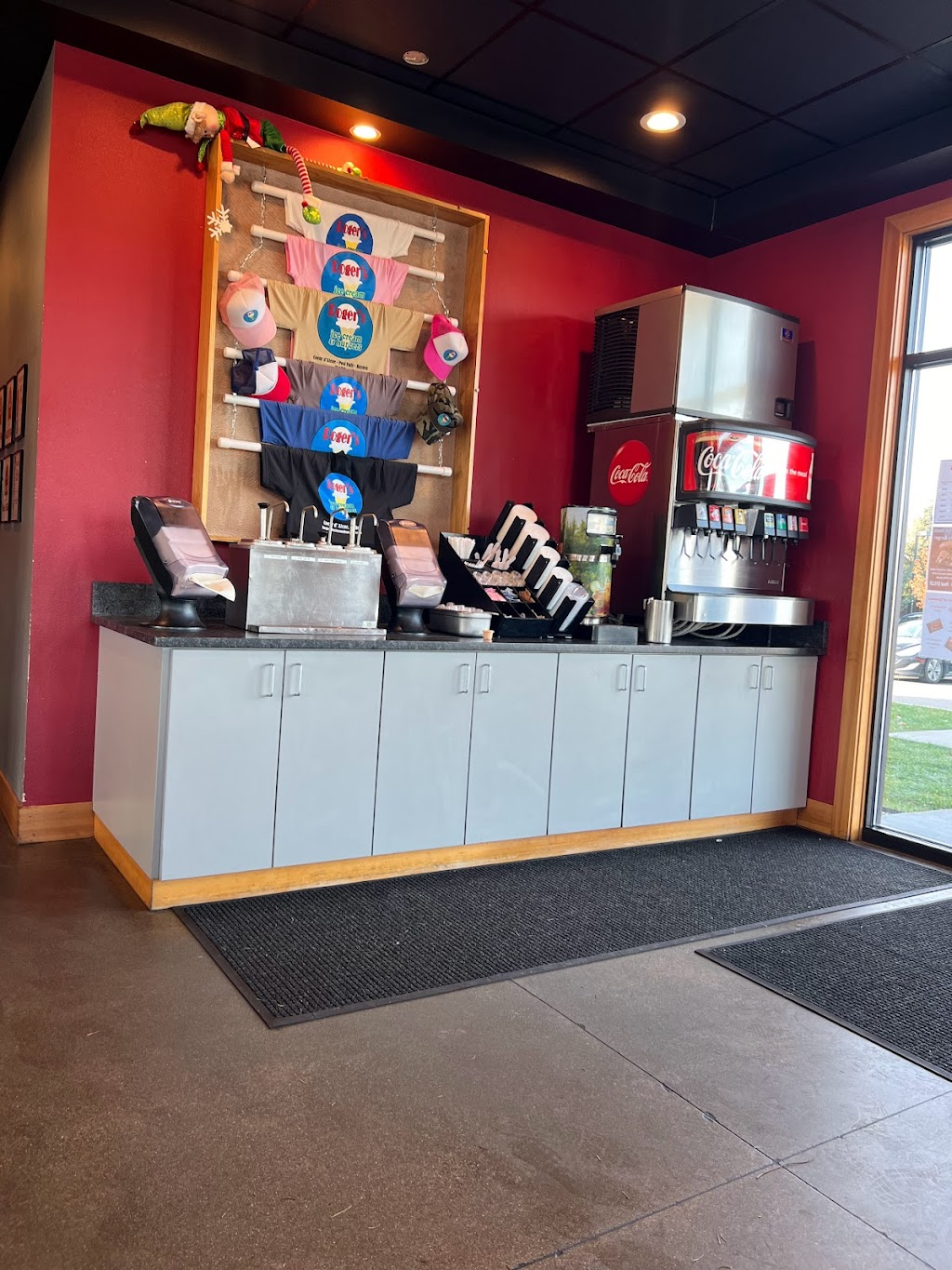 Rogers Ice Cream & Burgers | restaurant | 8833 Hess St, Hayden, ID 83835, USA | 2087726205 OR +1 208-772-6205