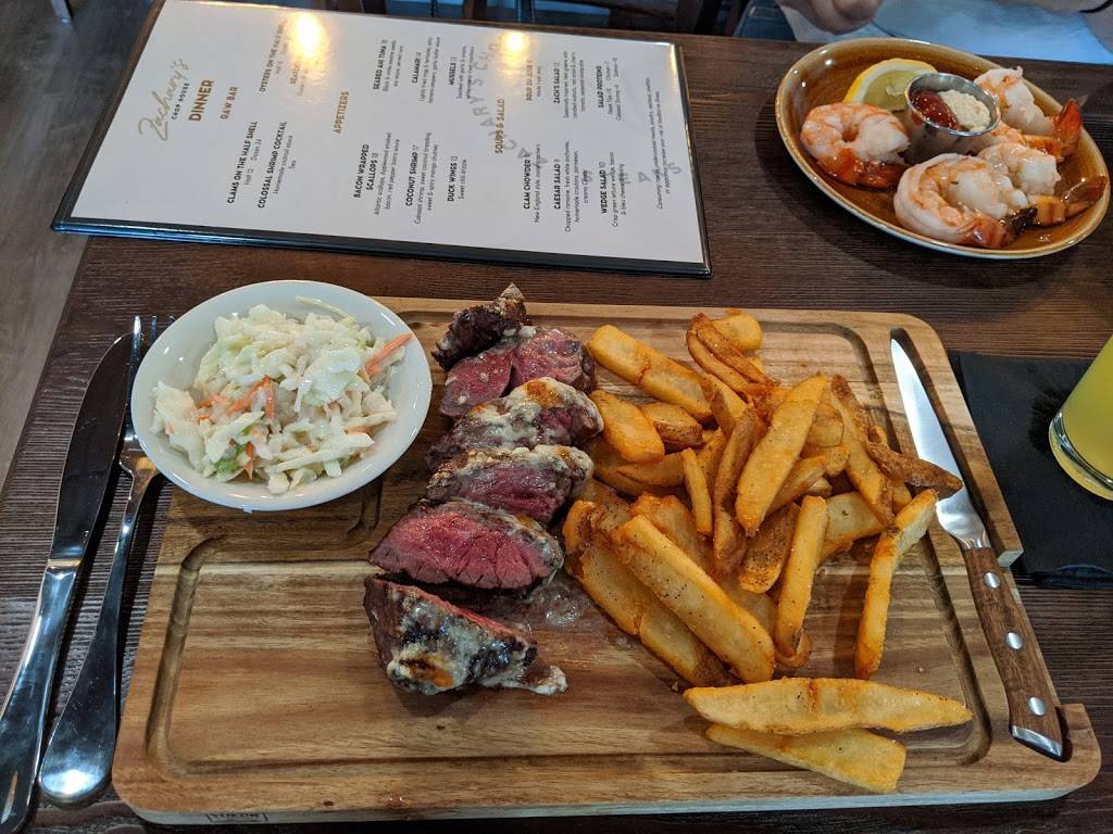 Zacharys Chop House | restaurant | 4 Cobbetts Pond Rd, Windham, NH 03087, USA | 6038905555 OR +1 603-890-5555