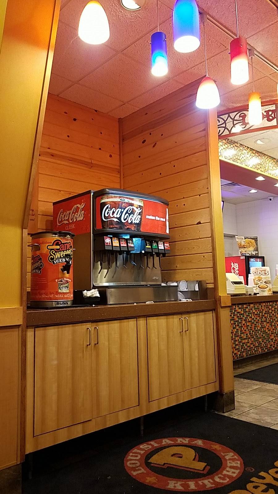 Popeyes Louisiana Kitchen | restaurant | 2595 Nottingham Way, Trenton, NJ 08619, USA | 6095868595 OR +1 609-586-8595