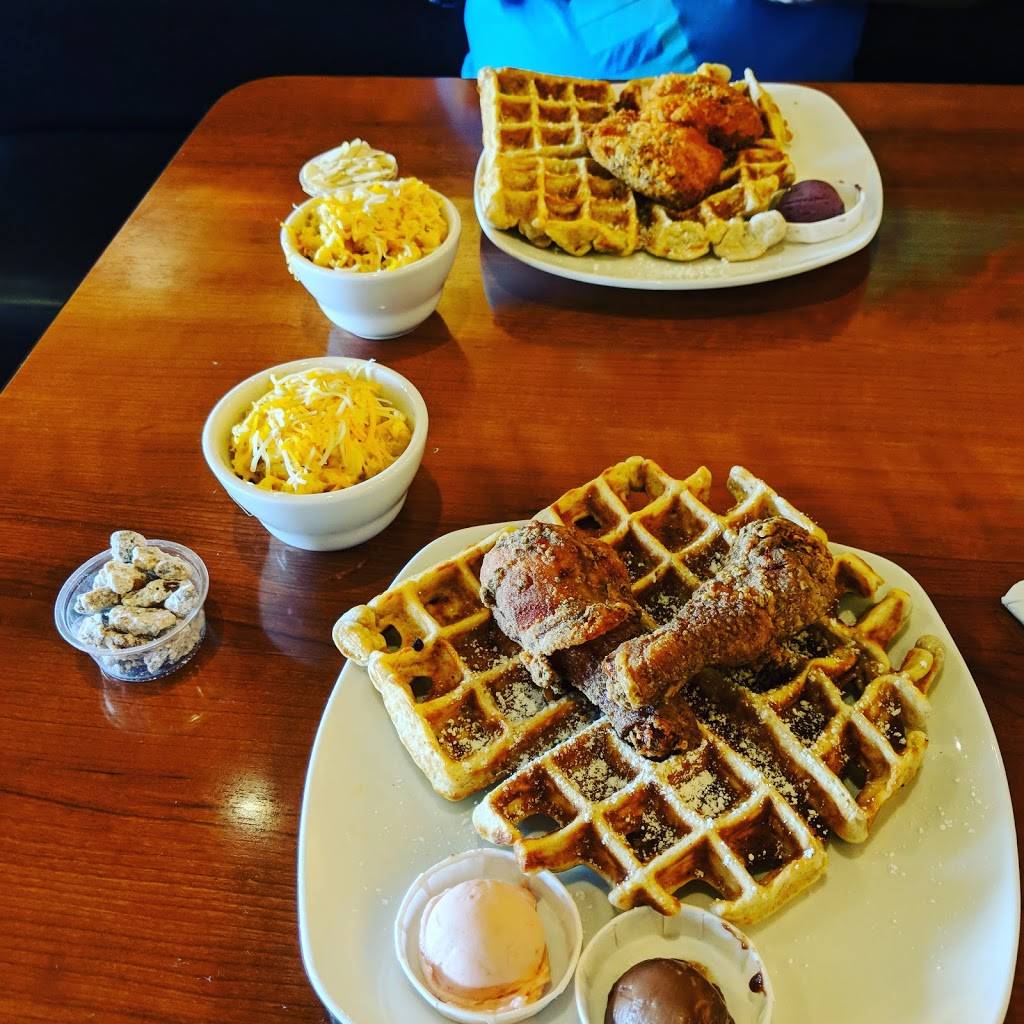 Dames Chicken & Waffles | restaurant | 823 Bass Pro Ln, Cary, NC 27513, USA | 9192340824 OR +1 919-234-0824