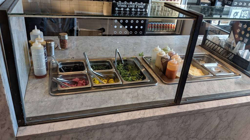 &pizza | restaurant | 258 Crown Park Ave, Gaithersburg, MD 20878, USA | 2028398576 OR +1 202-839-8576