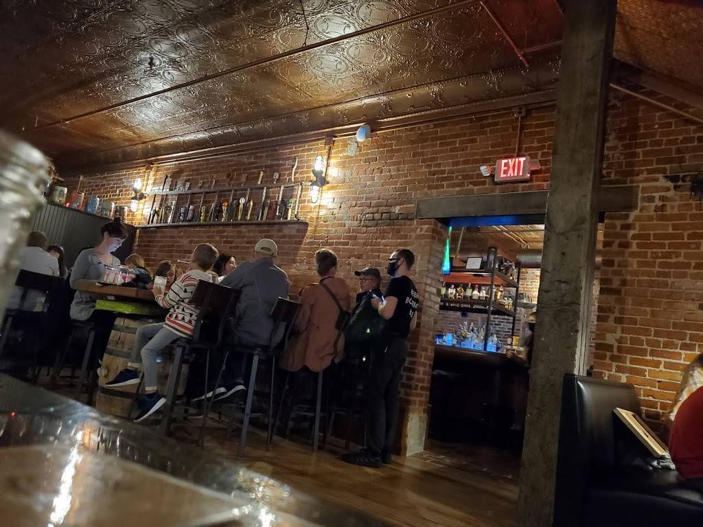 Red Brick Tap and Barrel | restaurant | 109 River St, Alpena, MI 49707, USA | 9893402175 OR +1 989-340-2175