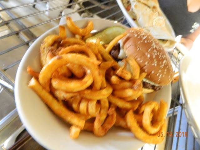 Bowens Tavern | restaurant | 181 Waterville Rd, Belfast, ME 04915, USA | 2073382242 OR +1 207-338-2242