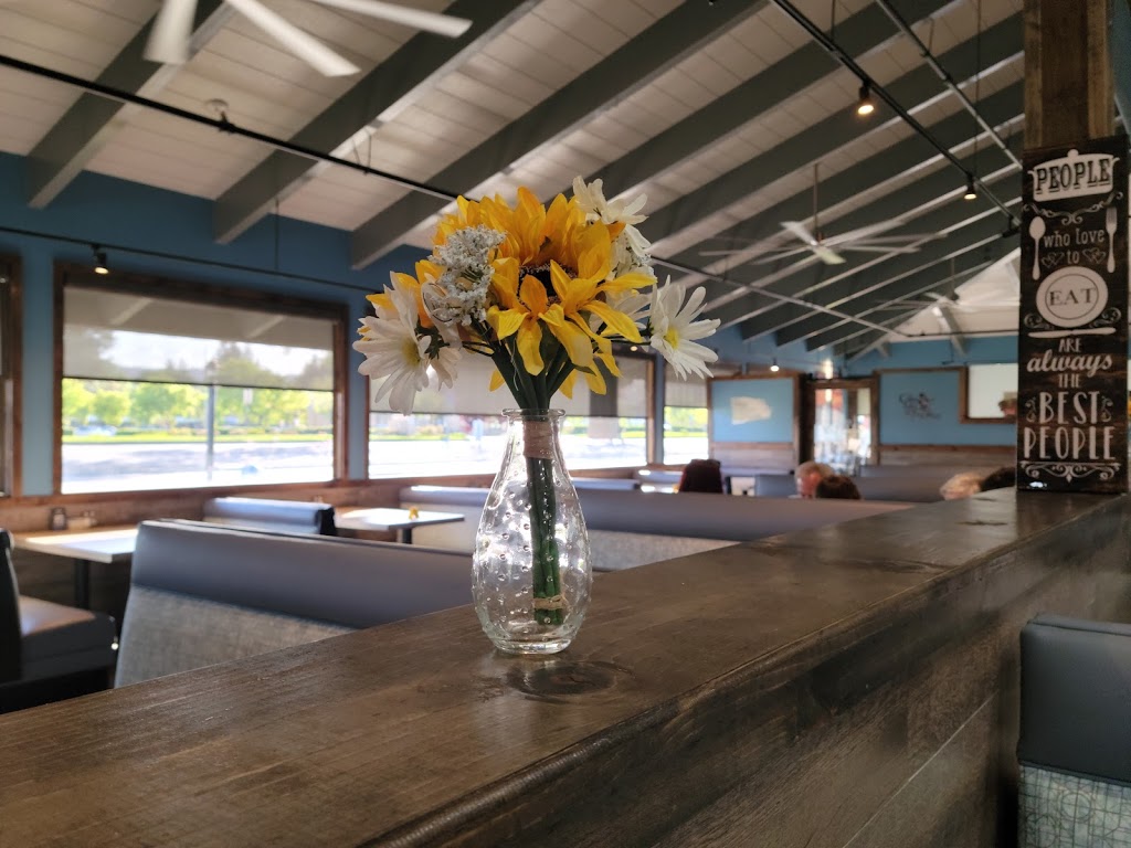 Country Waffles | restaurant | 15900 Monterey Rd, Morgan Hill, CA 95037, USA | 4082703900 OR +1 408-270-3900