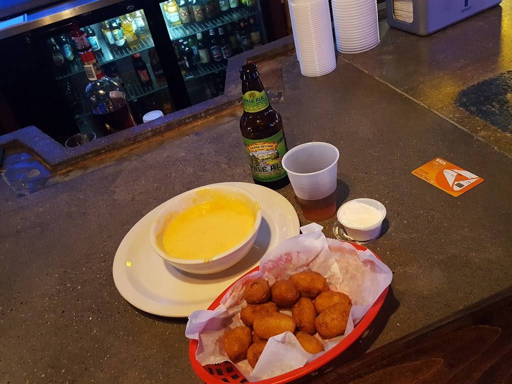 Jocks Sports Bar & Grill | restaurant | 3423 Breckenridge Ln, Louisville, KY 40220, USA | 5024911199 OR +1 502-491-1199