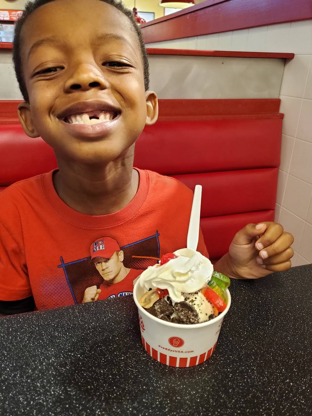 Freddys Frozen Custard & Steakburgers | restaurant | 678 Lake Joy Rd, Kathleen, GA 31047, USA | 4782876360 OR +1 478-287-6360