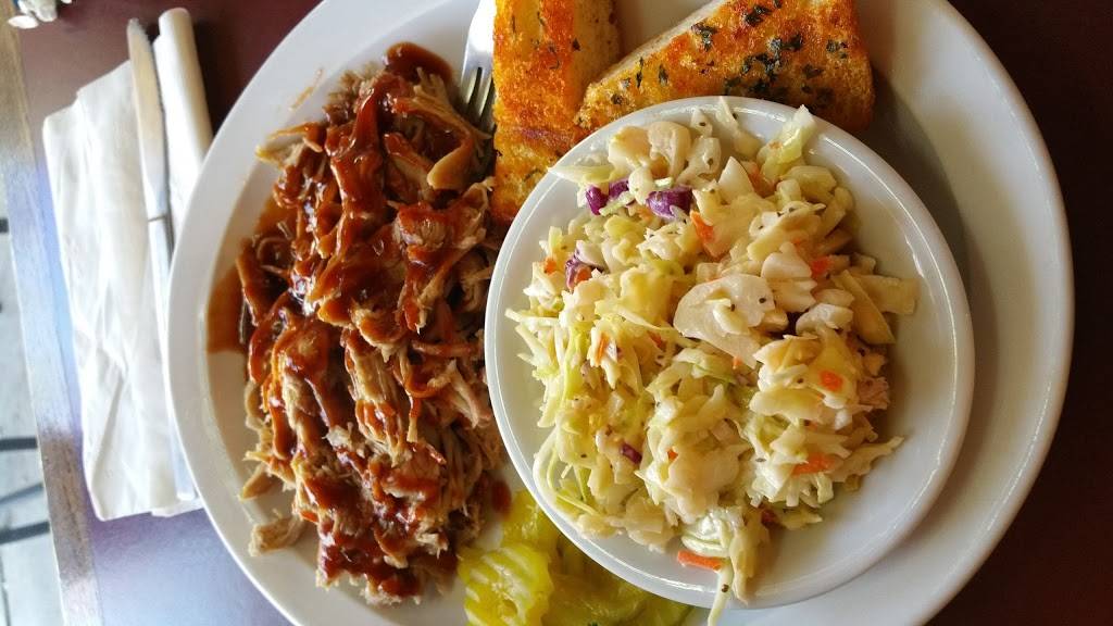 St Francis BBQ | restaurant | 4952 Verdugo Way, Camarillo, CA 93012, USA | 8053889555 OR +1 805-388-9555
