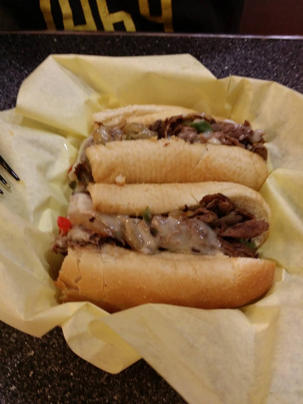 Nathans Famous | restaurant | 3710 Route 9 #2214, Freehold, NJ 07728, USA | 7324318550 OR +1 732-431-8550