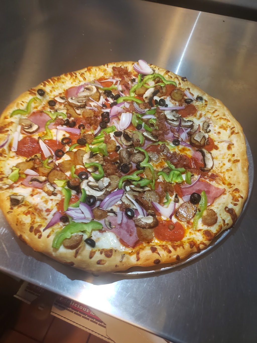 Alessandros Pizza Italian Restaurant | restaurant | 3608 S Soto St, Vernon, CA 90058, USA | 3234849122 OR +1 323-484-9122