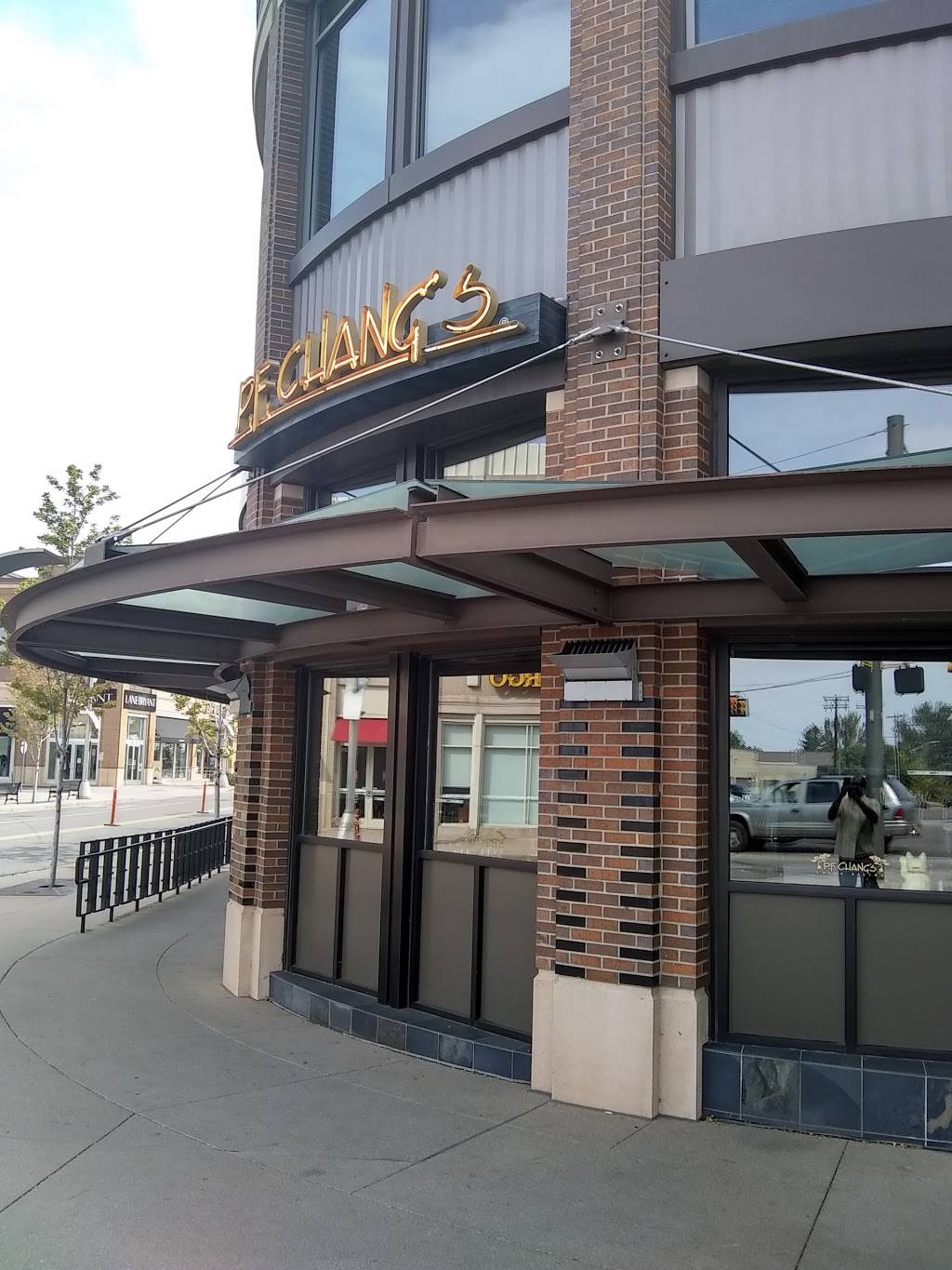 P.F. Changs | meal takeaway | 7210 W Alameda Ave, Lakewood, CO 80226, USA | 3039225800 OR +1 303-922-5800