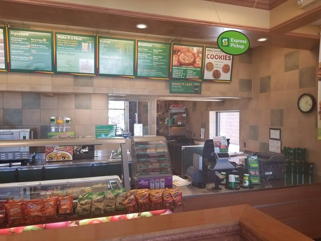 Subway | restaurant | 747 Ash St NE, Lonsdale, MN 55046, USA | 5077442345 OR +1 507-744-2345