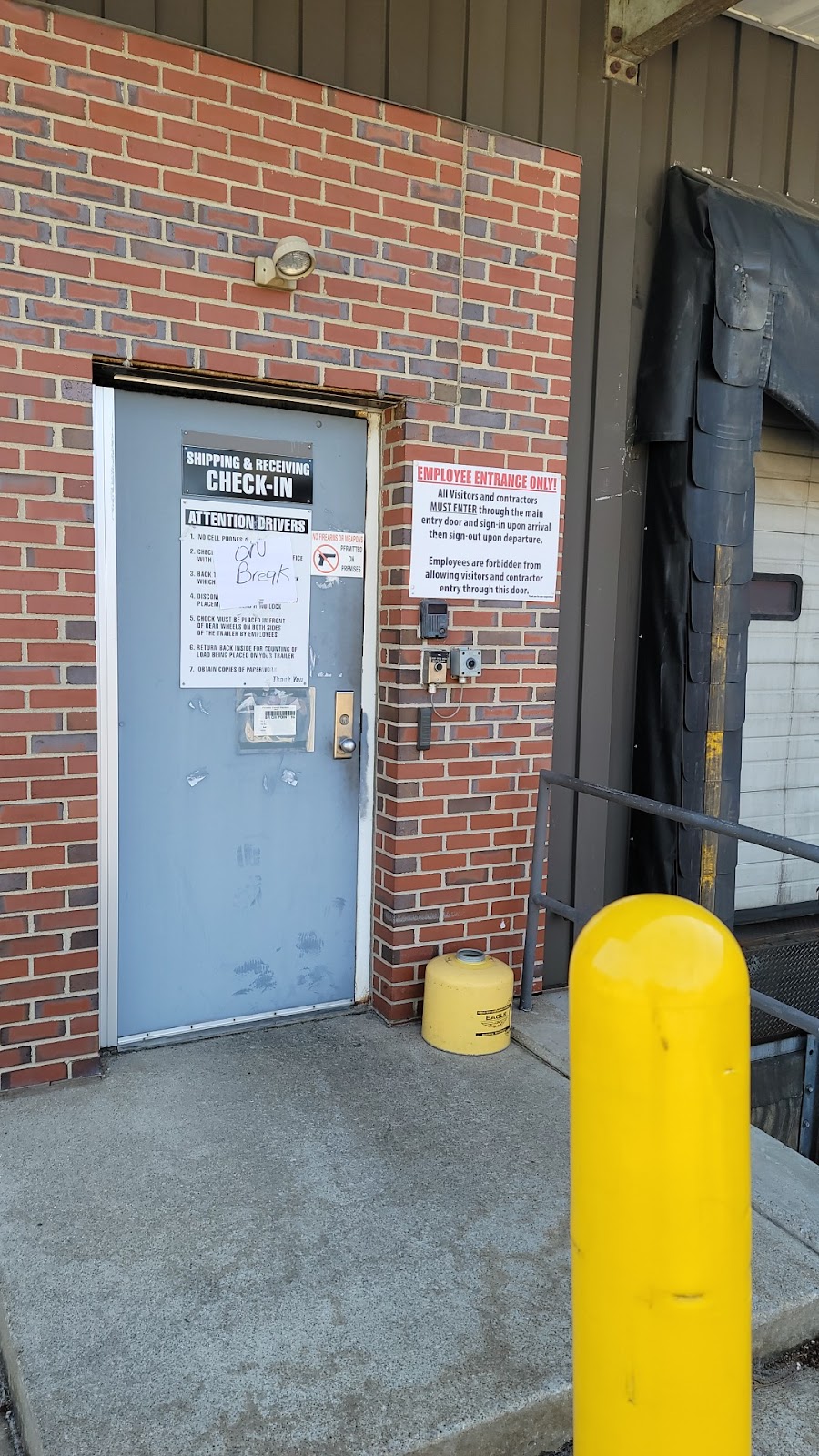 Paradise Tomato Kitchens shipping and receiving | restaurant | 1500 S Brook St, Louisville, KY 40208, USA | 5026371700 OR +1 502-637-1700