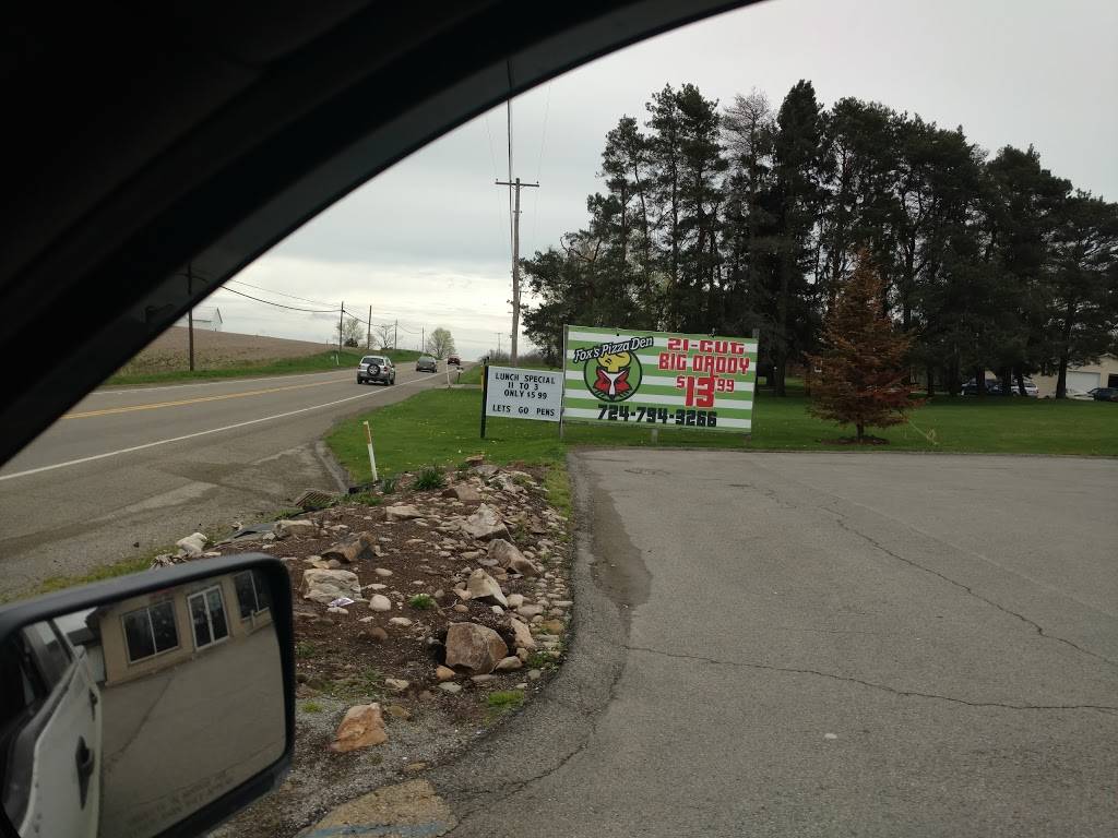 Foxs Pizza Den | restaurant | 662 Centreville Pike, Slippery Rock, PA 16057, USA | 7247943266 OR +1 724-794-3266