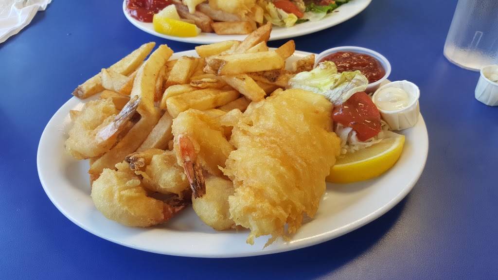 Captain George Fish & Chips | restaurant | 541 William St, Cobourg, ON K9A 3A4, Canada | 9053770442 OR +1 905-377-0442