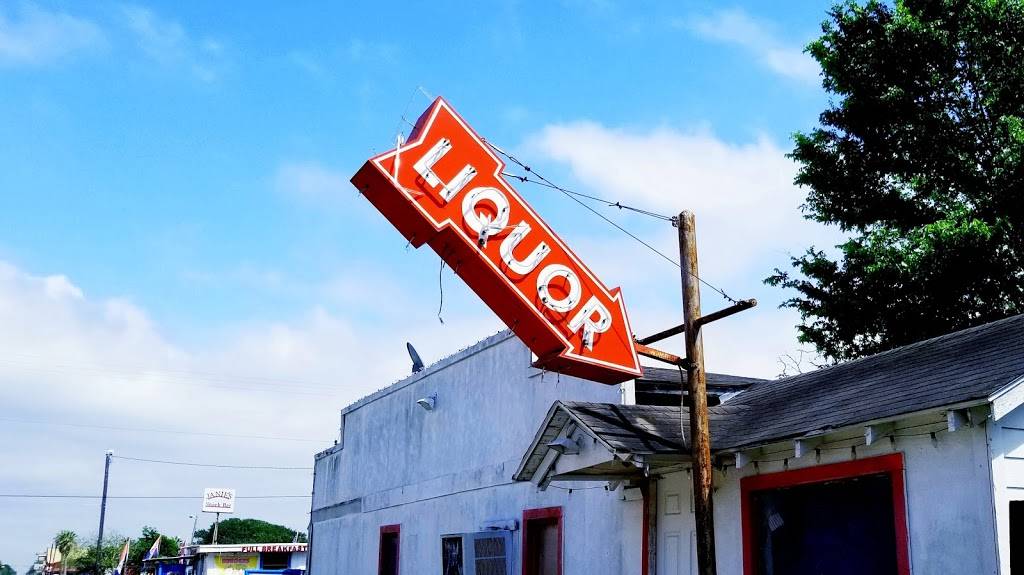 Janies Snack Bar | restaurant | 803 Main St, Palacios, TX 77465, USA | 3619723201 OR +1 361-972-3201