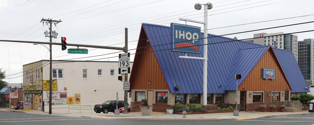 IHOP | restaurant | 2526 University Blvd W, Wheaton, MD 20902, USA | 3019422323 OR +1 301-942-2323