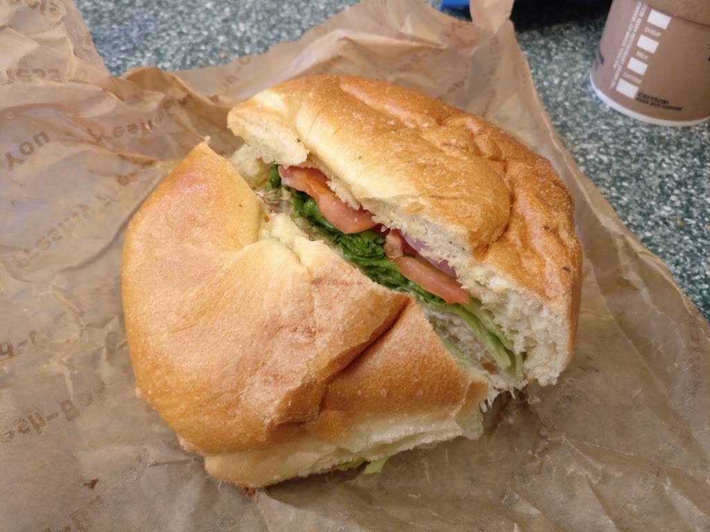 Noahs Bagels | cafe | 1000 Metro Center Blvd Ste D, Foster City, CA 94404, USA | 6505747727 OR +1 650-574-7727