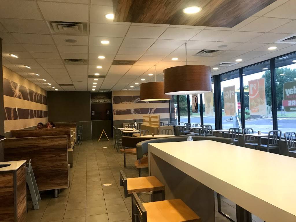 McDonalds | cafe | 1610 Sycamore View Rd, Memphis, TN 38134, USA | 9013838999 OR +1 901-383-8999