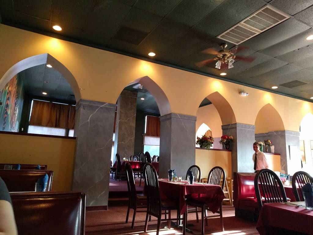 India Palace | restaurant | 1720 Poplar Ave, Memphis, TN 38104, USA | 9012781199 OR +1 901-278-1199