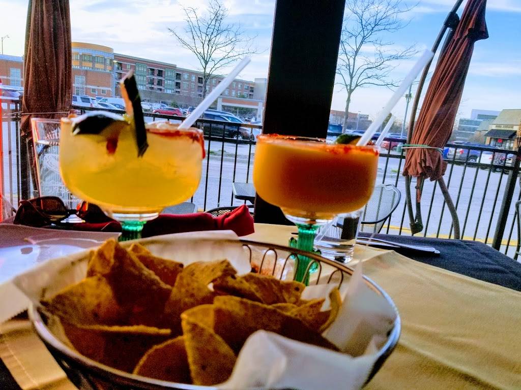 La Cabanita | restaurant | 118 Burr Ridge Pkwy, Burr Ridge, IL 60527, USA | 6303218000 OR +1 630-321-8000