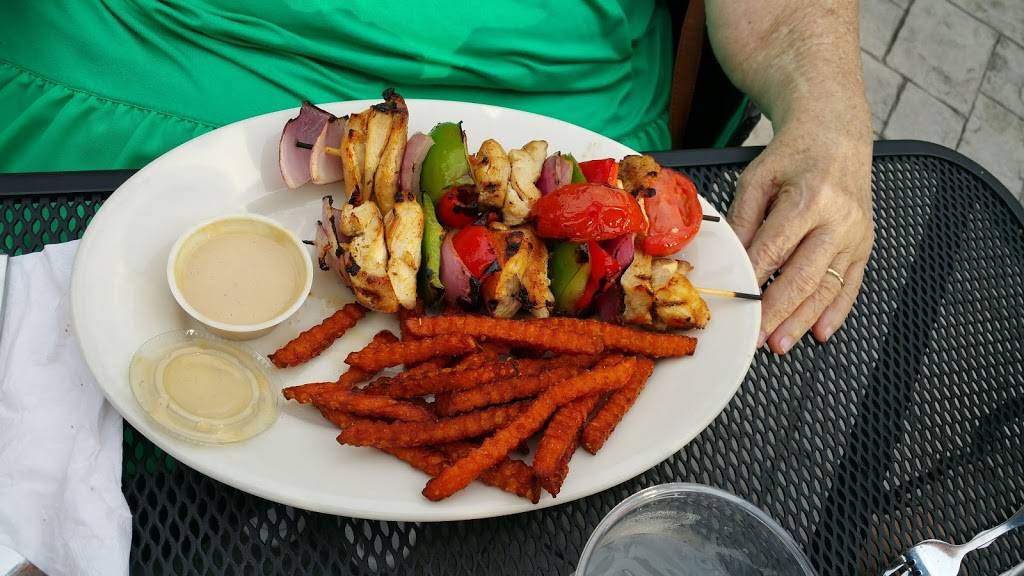 Grandpas Place | restaurant | 1868 Prairie St, Glenview, IL 60025, USA | 8477241390 OR +1 847-724-1390