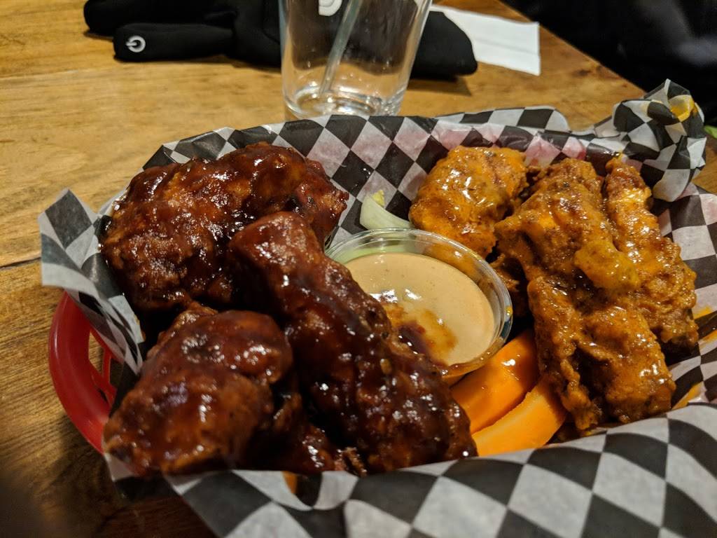 Cravings Time Ltd | restaurant | 302 The East Mall unit 206, Etobicoke, ON M9B 6C7, Canada | 4167498668 OR +1 416-749-8668