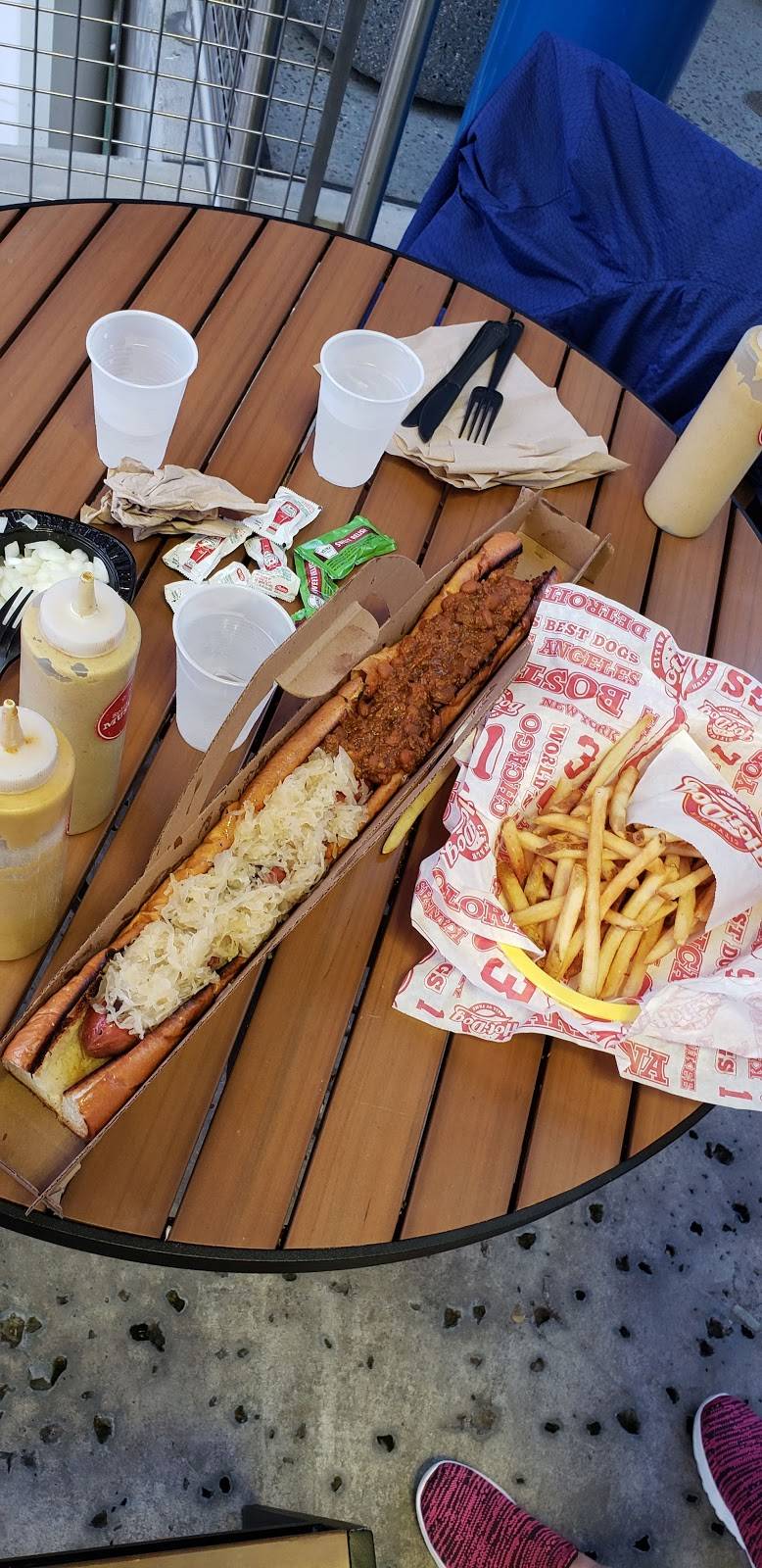 Hot Dog Hall of Fame | restaurant | 6000 Universal Blvd, Orlando, FL 32819, USA | 4072243663 OR +1 407-224-3663