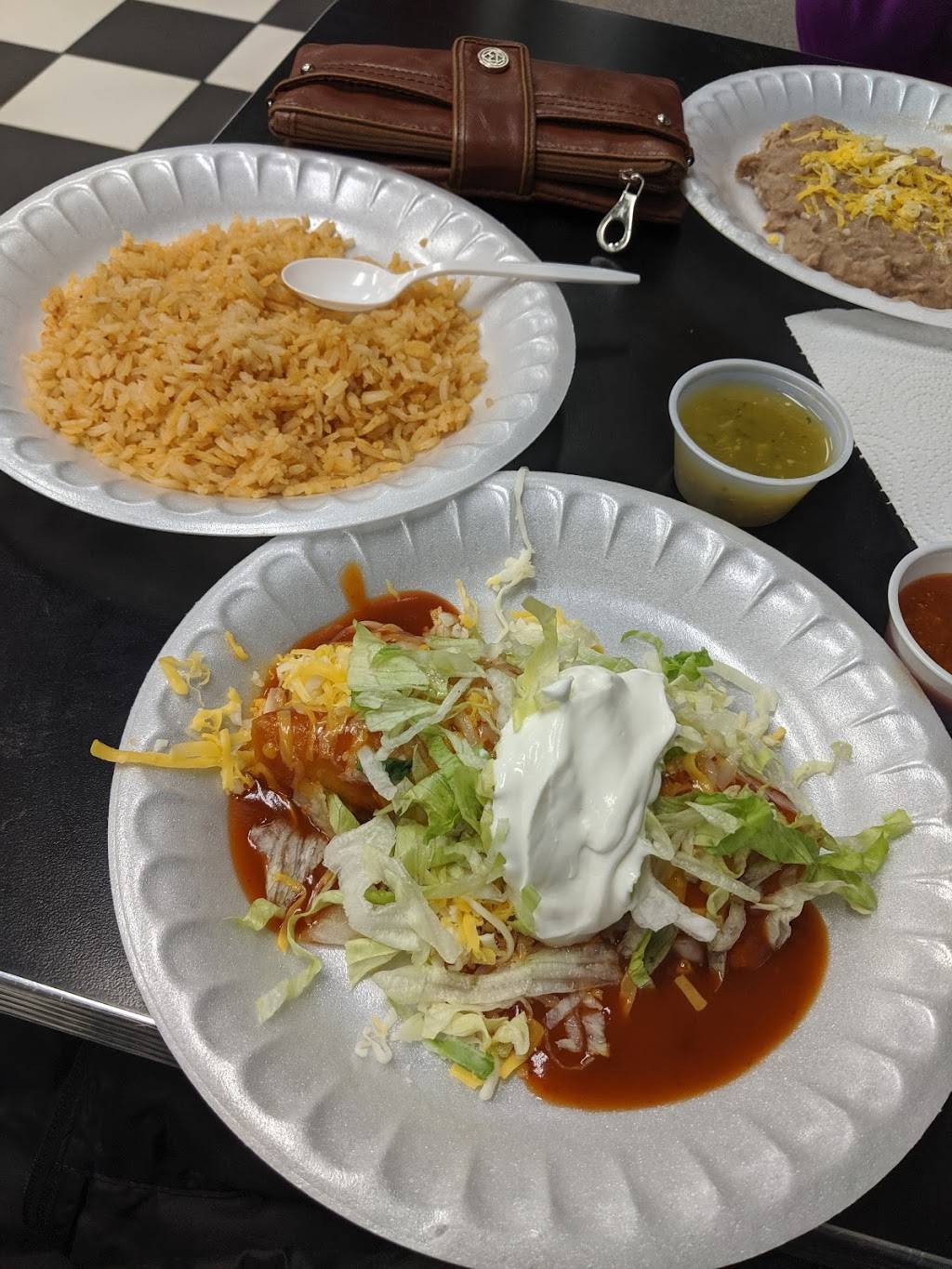 Linas Mexican Restaurant | restaurant | 5832 S 144th St, Omaha, NE 68137, USA | 4028952101 OR +1 402-895-2101