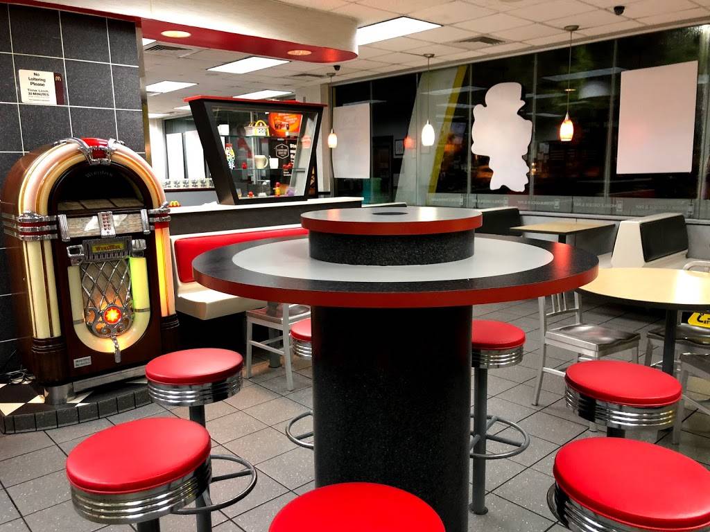 McDonalds | cafe | 2627 Reid St, Palatka, FL 32177, USA | 3863282092 OR +1 386-328-2092