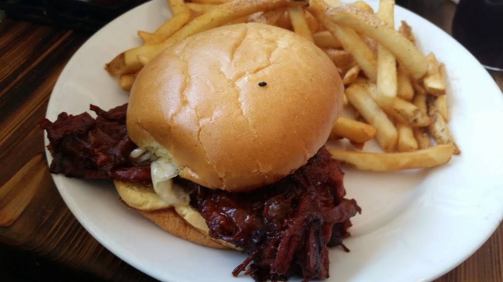 Southern Charm Kitchen | restaurant | 1714 SE Hawthorne Rd, Gainesville, FL 32641, USA | 3525055553 OR +1 352-505-5553