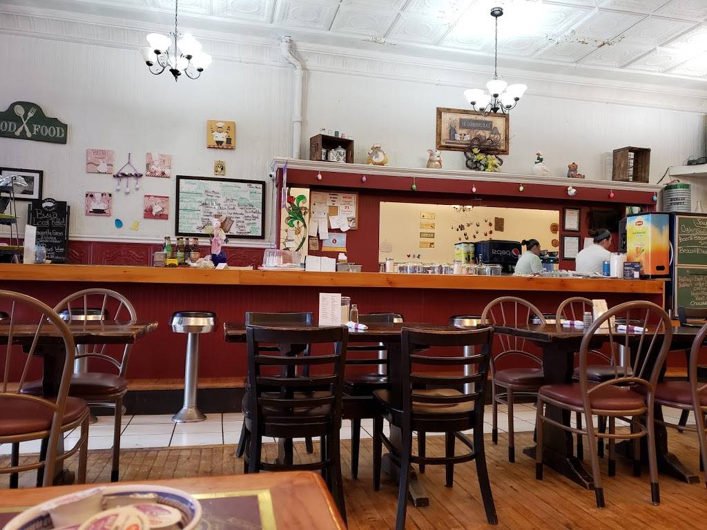 Vittles | restaurant | 107 Main St, Pittsfield, ME 04967, USA | 2074878181 OR +1 207-487-8181