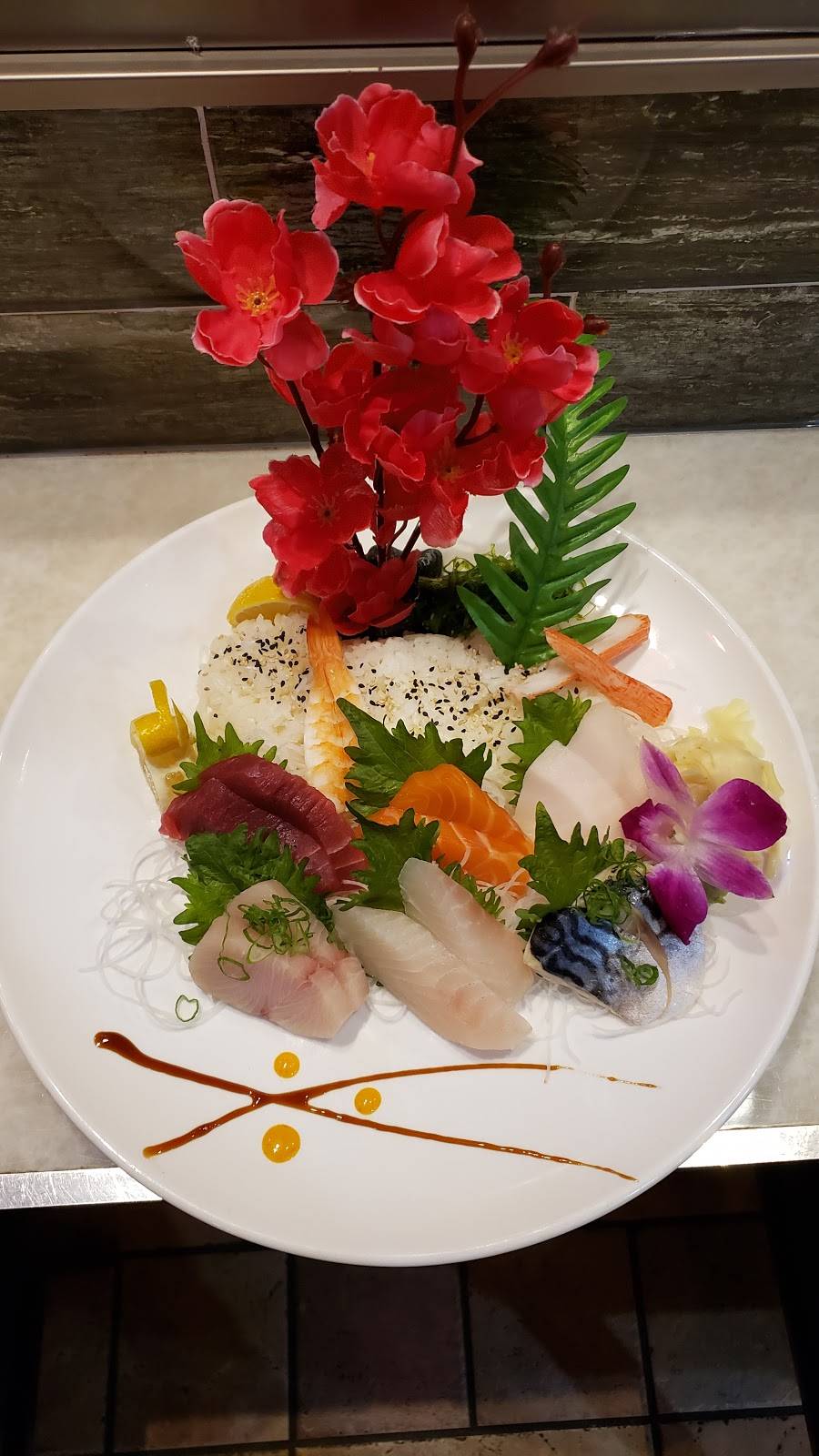 Lucky Star | restaurant | 731 NY-211 Ste 107, Middletown, NY 10941, USA | 8456928989 OR +1 845-692-8989