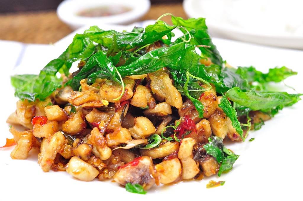 Ekkalak Thai Cuisine | restaurant | 136 Simsbury Rd, Avon, CT 06001, USA | 8604707822 OR +1 860-470-7822