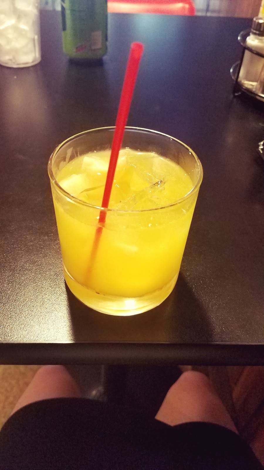 Sharps Tavern | restaurant | 101 S Main St, Palestine, OH 45352, USA | 9375487454 OR +1 937-548-7454