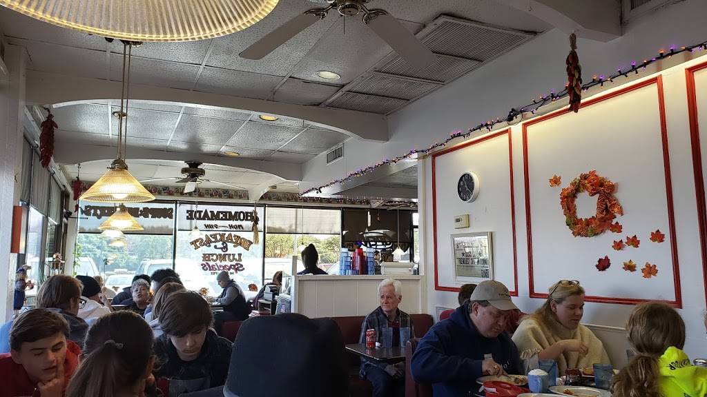 The Oasis Cafe Dallas | restaurant | 5945 Greenville Ave, Dallas, TX 75206, USA | 2143618120 OR +1 214-361-8120