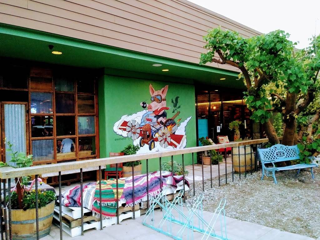 Flying Pig Pub & Kitchen Vista | restaurant | 230 S Santa Fe Ave, Vista, CA 92084, USA | 7606304311 OR +1 760-630-4311