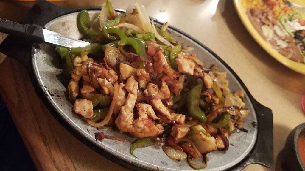 Wholly Guacamole Mexican Grille | restaurant | 6307 Burlington Rd, Whitsett, NC 27377, USA | 3364466500 OR +1 336-446-6500