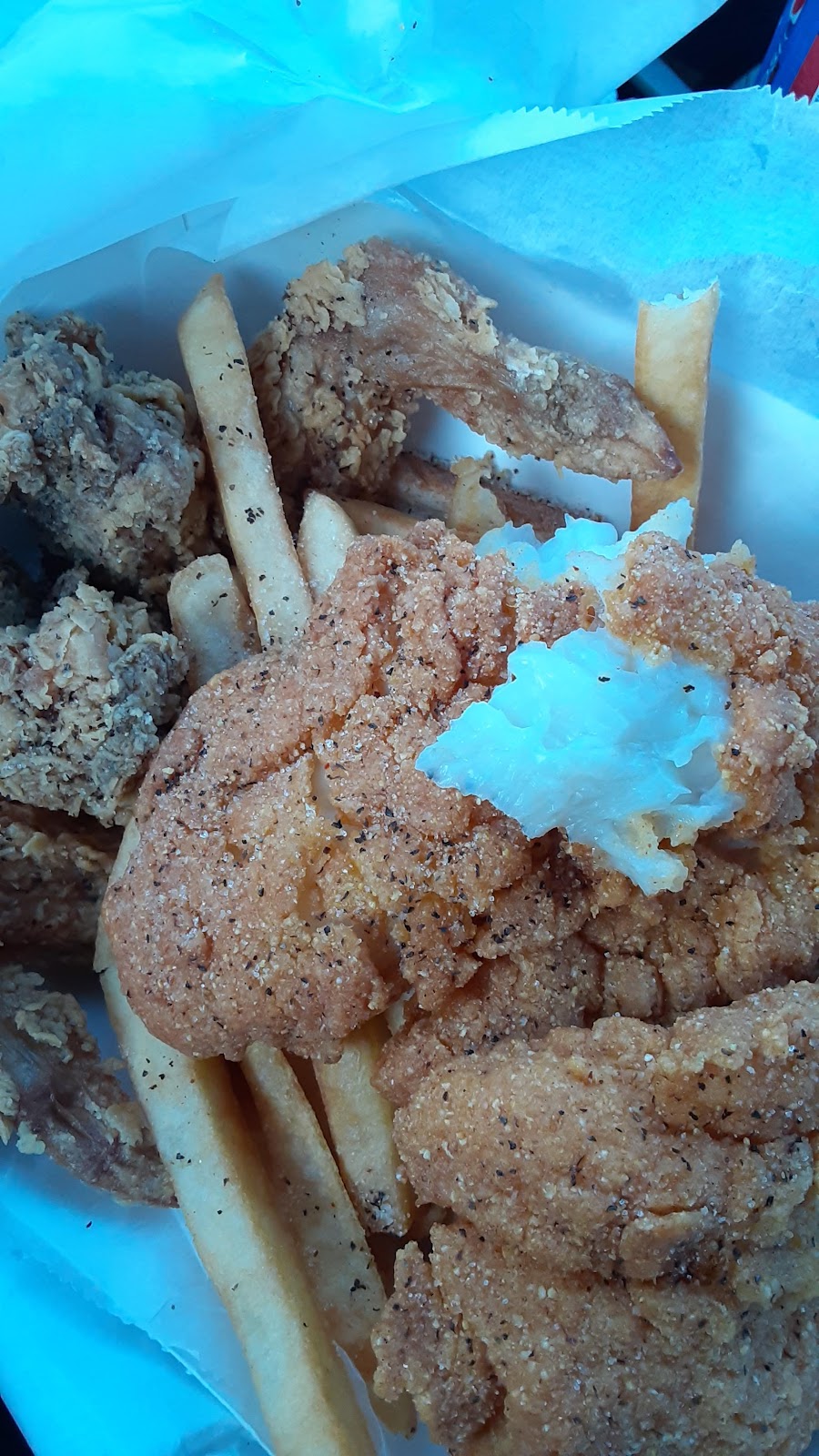 Harolds Chicken | restaurant | 1381 W Sunset Rd #100, Henderson, NV 89014, USA | 7024765542 OR +1 702-476-5542