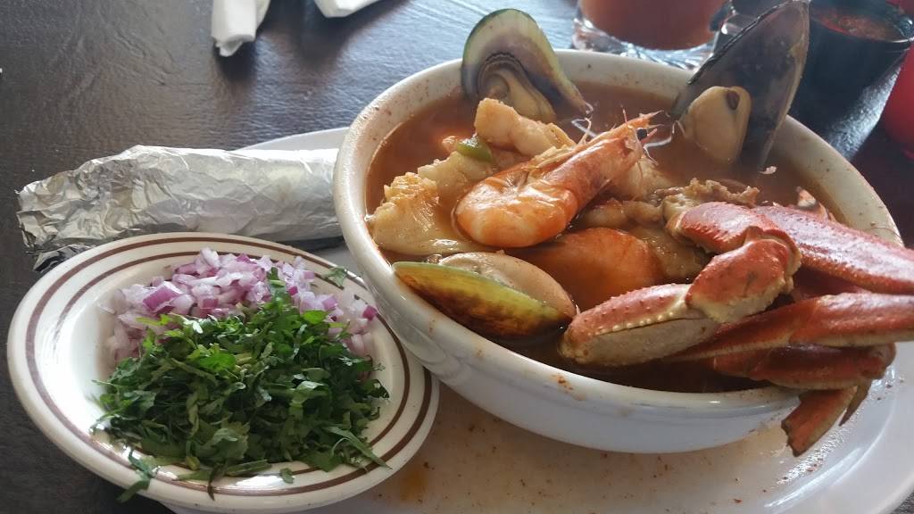 Puerto Vallarta Seafood | restaurant | 920 Lacey Blvd, Hanford, CA 93230, USA | 5595851483 OR +1 559-585-1483