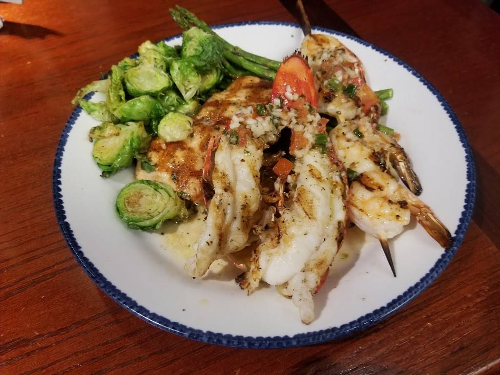 Red Lobster | restaurant | 1400 Howe Ave, Sacramento, CA 95825, USA | 9169216011 OR +1 916-921-6011