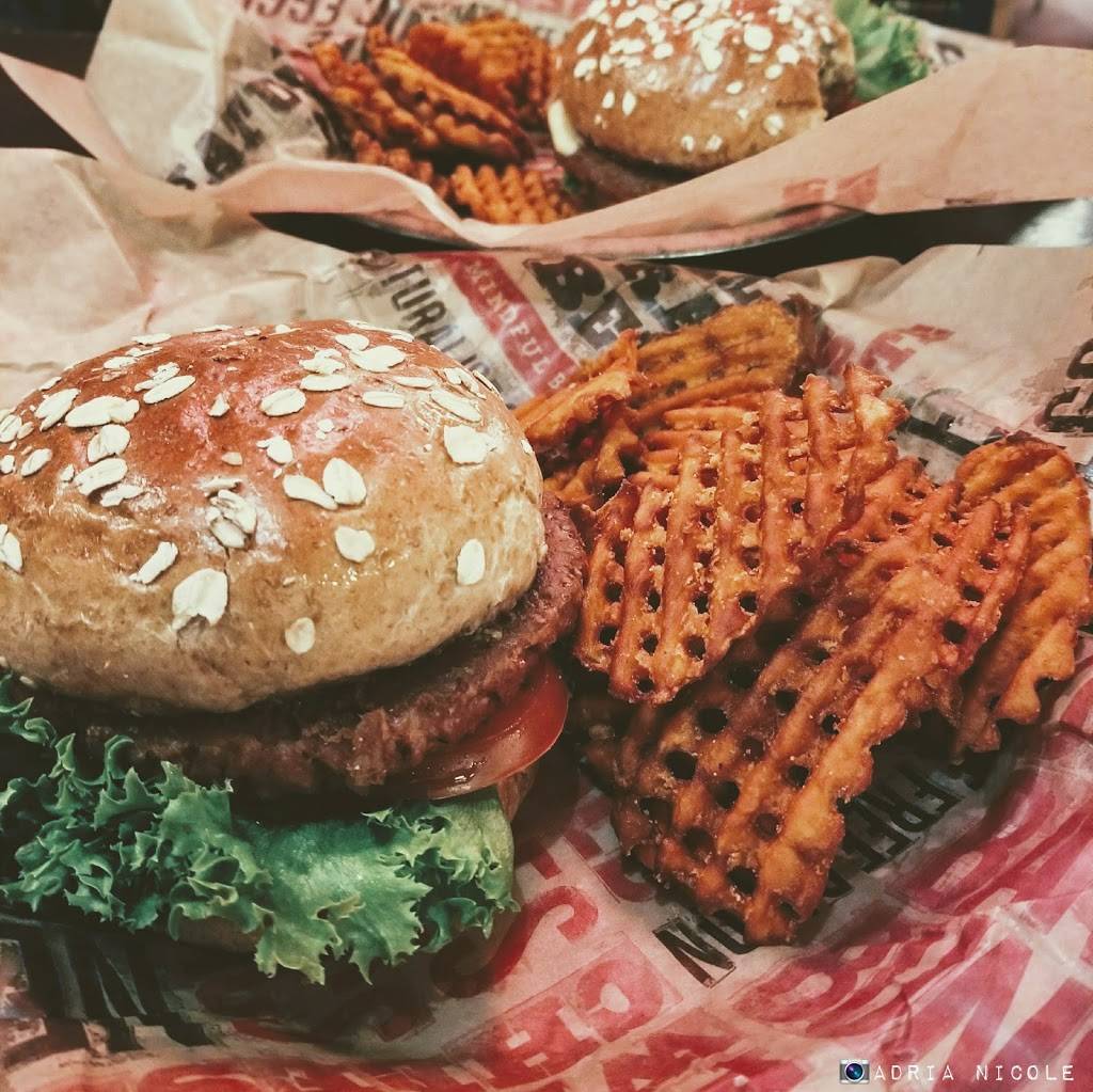 Epic Burger | restaurant | 517 S State St, Chicago, IL 60605, USA | 3129131373 OR +1 312-913-1373