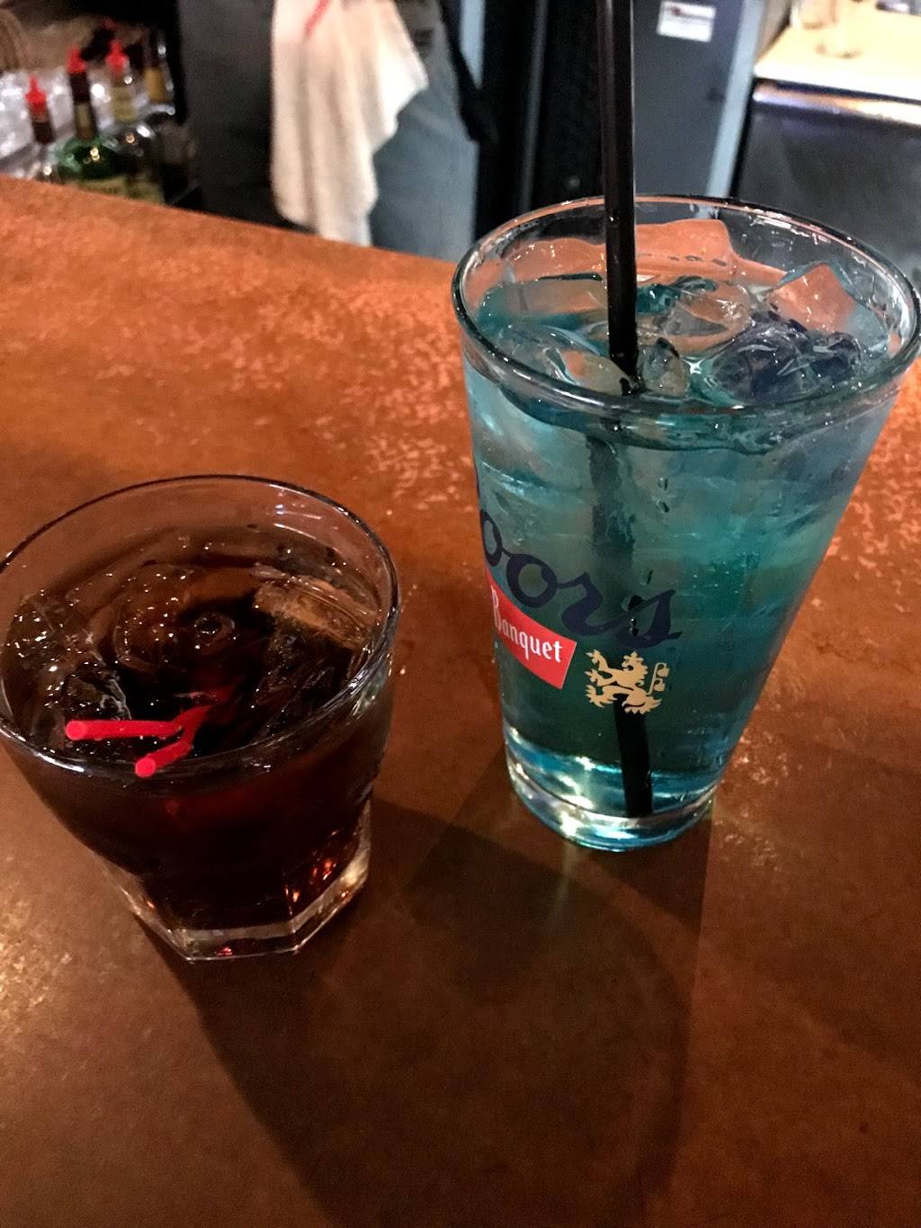 The Crest Sports Bar & Grill | restaurant | 1625 Cabrillo Ave, Torrance, CA 90501, USA | 3103209347 OR +1 310-320-9347