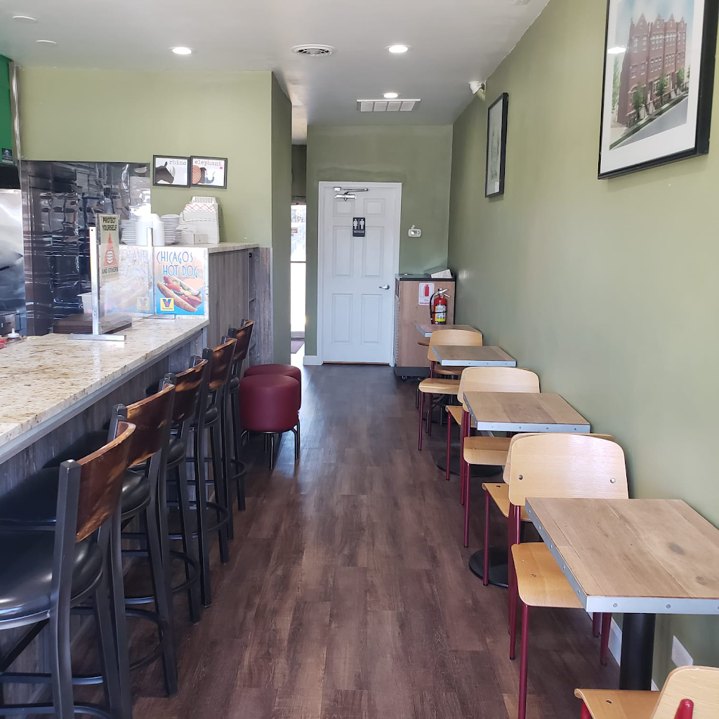 Sauganash Grill | restaurant | 6005 N Sauganash Ave, Chicago, IL 60646, USA | 7736287266 OR +1 773-628-7266