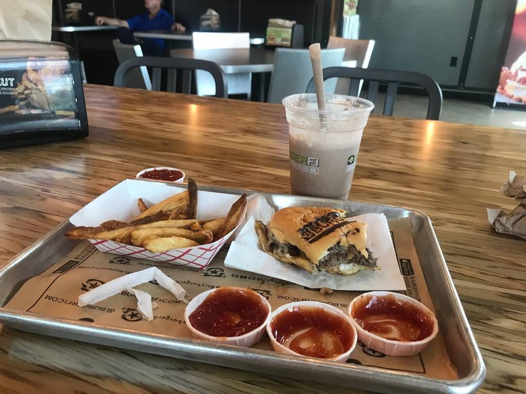 BurgerFi: Delivery & Take Out Available | restaurant | 16441 Corporate Commerce Way #102, Fort Myers, FL 33913, USA | 2397037851 OR +1 239-703-7851