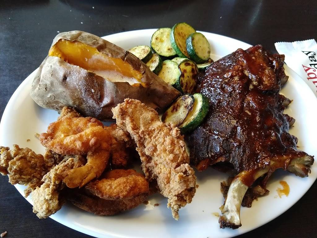 Ruby Tuesday | restaurant | 5005 Fayetteville Rd, Lumberton, NC 28358, USA | 9107396030 OR +1 910-739-6030