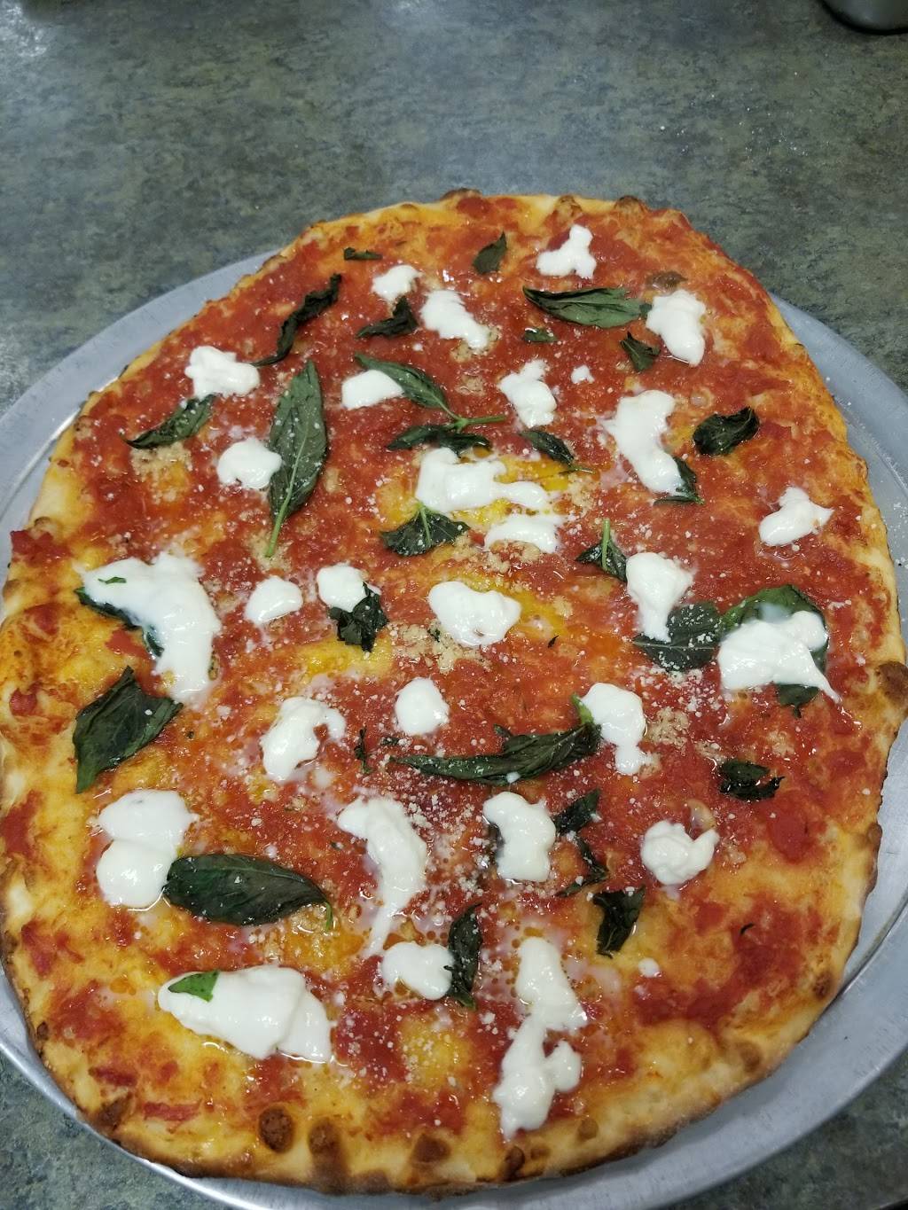 896 Pie, Inc. | restaurant | 1543 New London Rd, Landenberg, PA 19350, USA | 6102555980 OR +1 610-255-5980