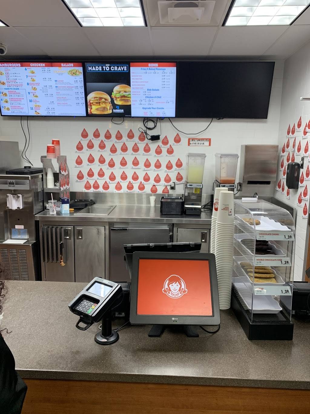 Wendys | restaurant | 1304 E Pleasant Run Rd, DeSoto, TX 75115, USA | 9726395132 OR +1 972-639-5132