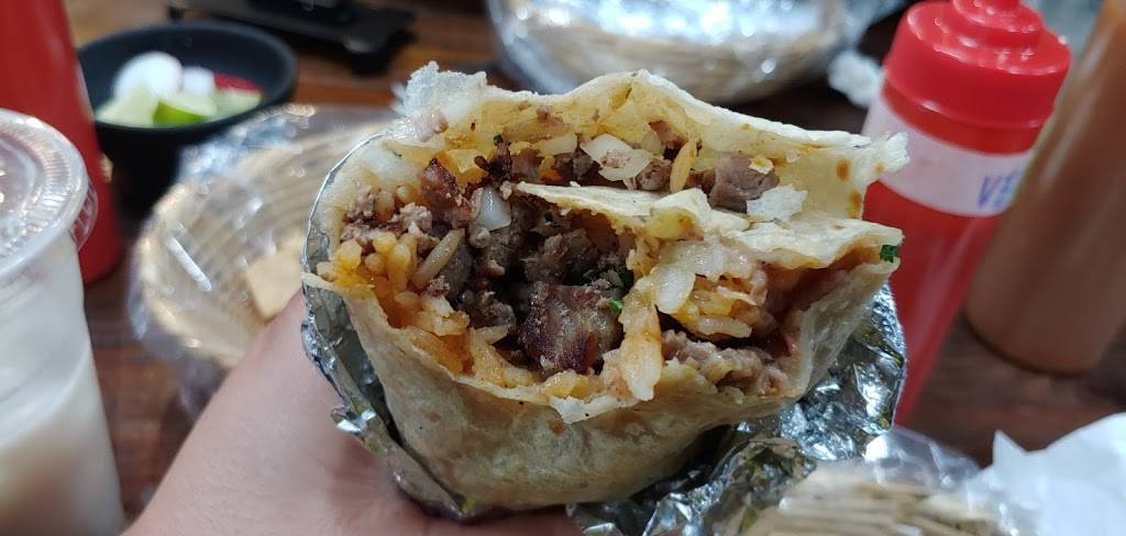 LA Chiva Jr | restaurant | 7022 Greenleaf Ave, Whittier, CA 90602, USA | 5626937774 OR +1 562-693-7774