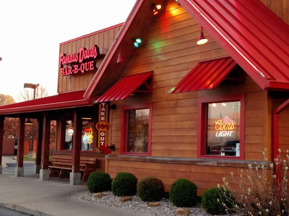 Famous Daves Bar-B-Que | restaurant | 8605 Citadel Way, Louisville, KY 40220, USA | 5024932812 OR +1 502-493-2812